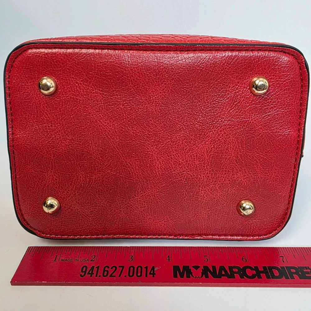 Red Crocodile Embossed Vegan Leather Bucket Bag Top Handle Crossbody Bag Gold